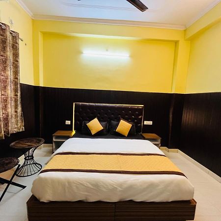 Hotel Manohar Rishikesh Bagian luar foto