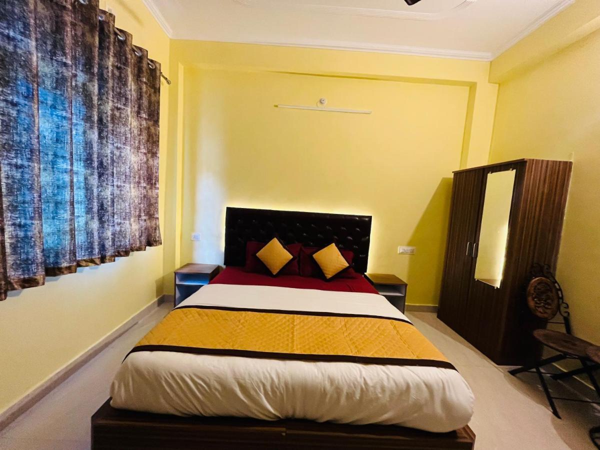 Hotel Manohar Rishikesh Bagian luar foto