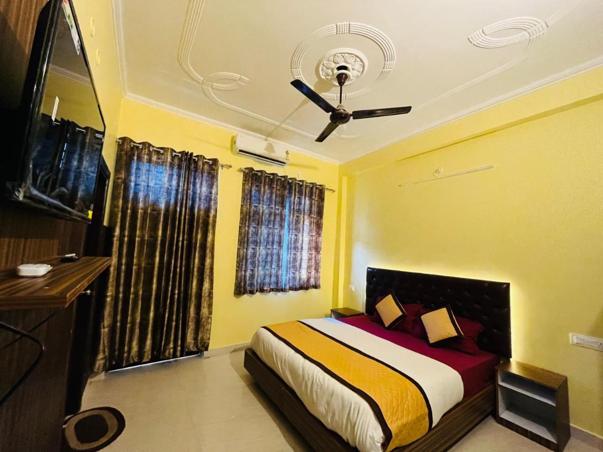 Hotel Manohar Rishikesh Bagian luar foto